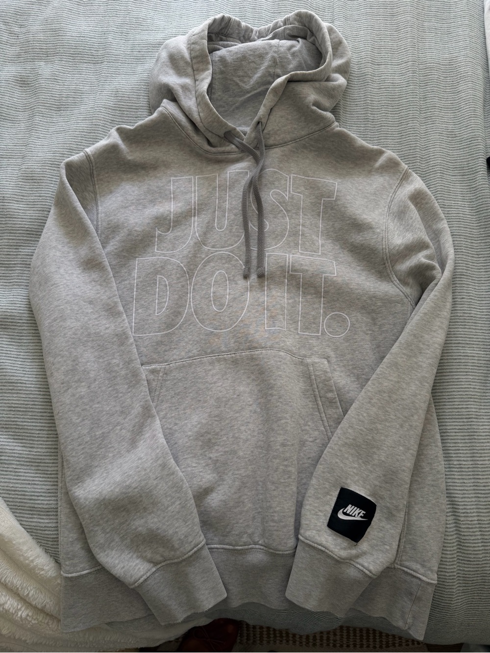 Nike Light Gray 'Just Do It.' Pullover Hoodie